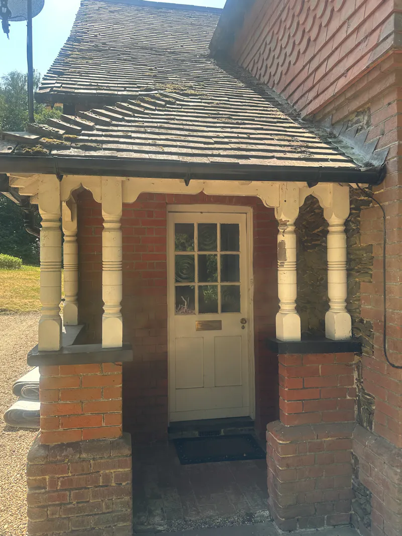Untouched Period Surrey Estate, B2152 (photo 61)