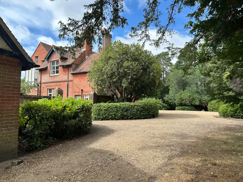 Driveway at Untouched Period Surrey Estate, B2152 (photo 78)