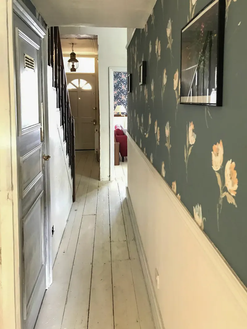 Floor - wooden at South Norwood Unmodernised Home, B2064 (photo 5)