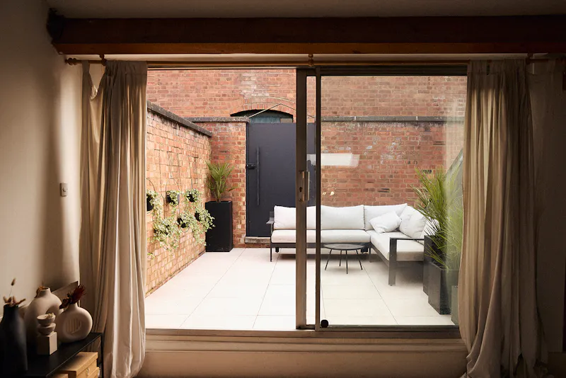 Terrace/Patio at Bow Victorian Warehouse Flat, N506 (photo 25)