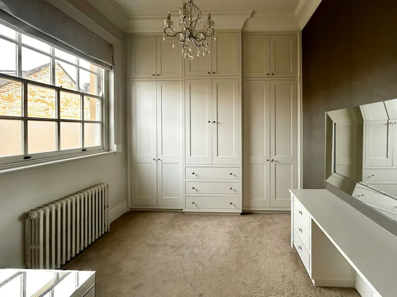 Dressing room at Grand Teddington Heritage Home, B2153 (photo 20)