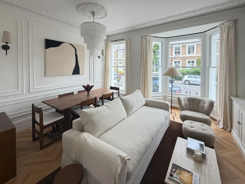 Open plan at Stylish Chelsea Townshouse Flat, F1283 (photo 2)
