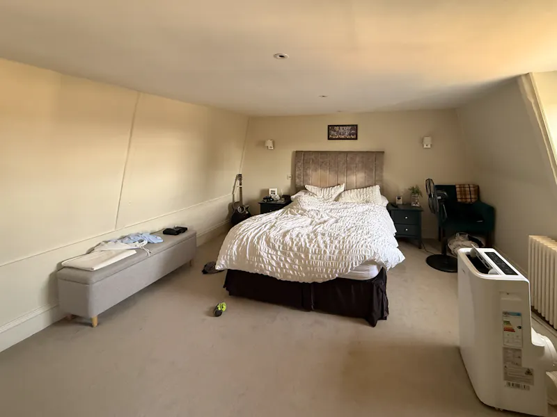 Bedroom at Elegant Georgian House, A1712 (photo 25)