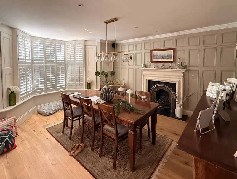 Dining room at Elegant Georgian House, A1712 (photo 3)