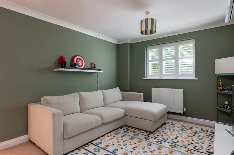 Living Room at Great Horwood Suburban House, D2898 (photo 10)