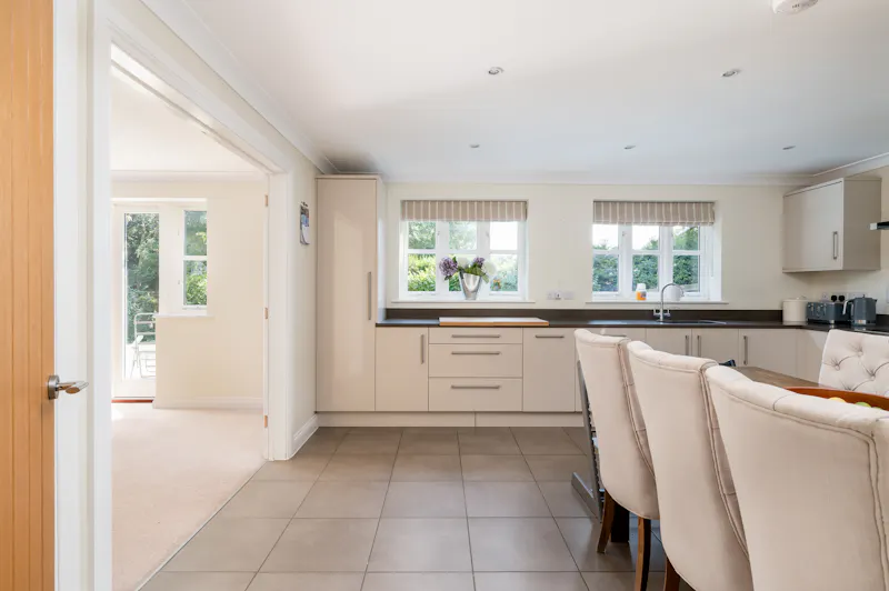 Great Horwood Suburban House, D2898 (photo 9)
