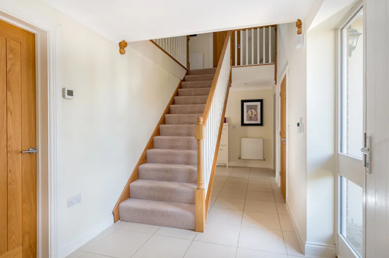 Entrance hall at Great Horwood Suburban House, D2898 (photo 13)