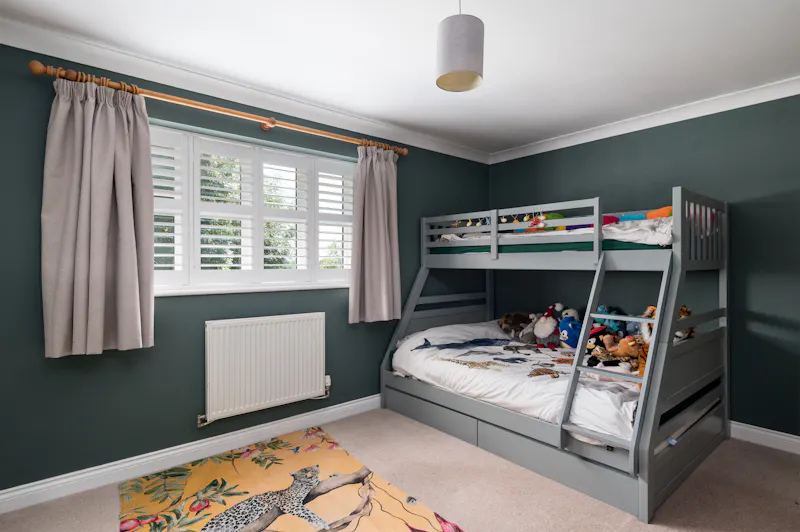 Bedroom at Great Horwood Suburban House, D2898 (photo 23)