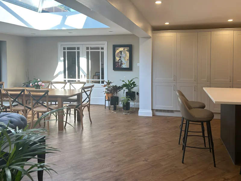 Surrey Family Home w Office, D2895 (photo 6)