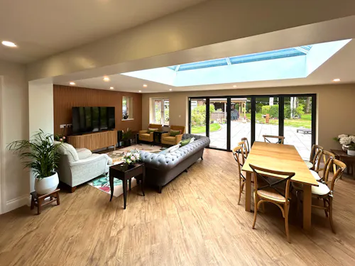 Surrey Family Home w Office, D2895