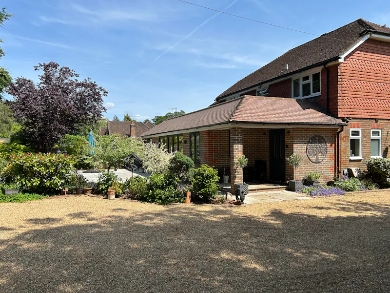 Surrey Family Home w Office, D2895 (photo 66)