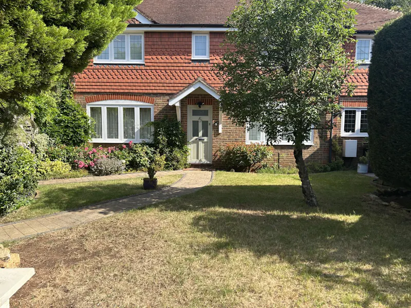 Surrey Family Home w Office, D2895 (photo 70)