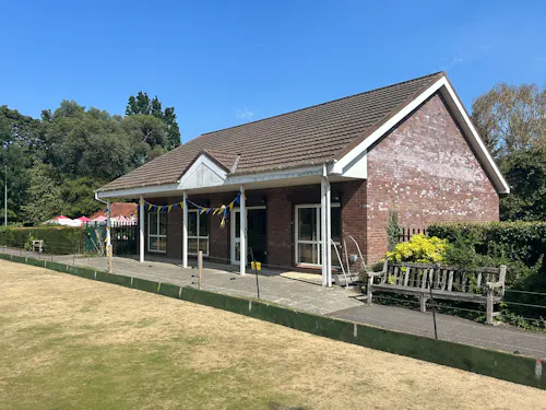 North London Bowling Club, Q163