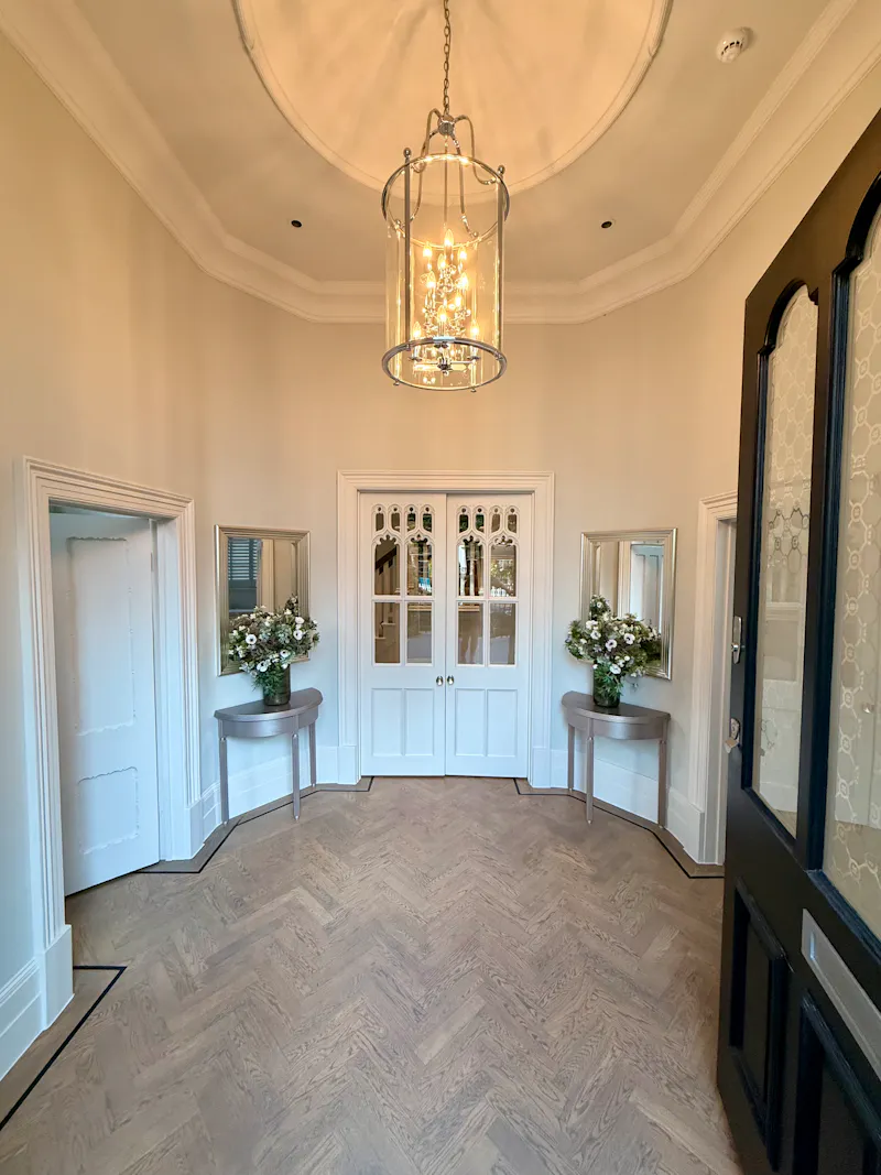 Entrance hall at Grand Teddington Heritage Home, B2153 (photo 16)
