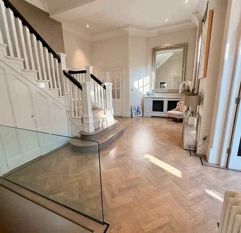 Grand Teddington Heritage Home, B2153 (photo 14)