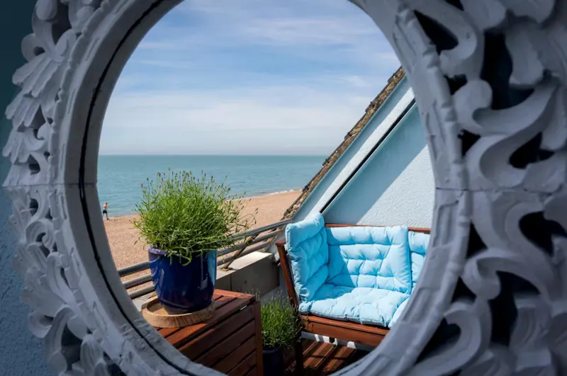 Folkestone Beach Front House, C961 (photo 18)