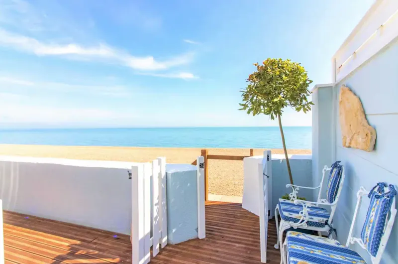 Folkestone Beach Front House, C961 (photo 27)
