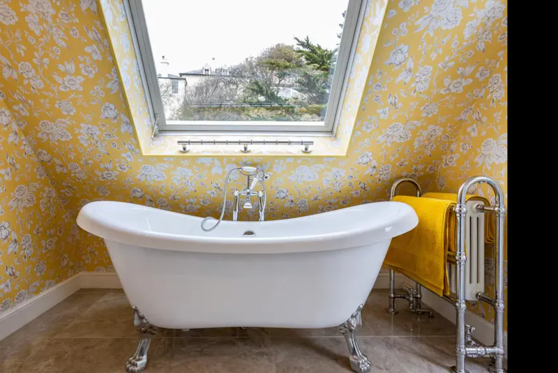 Folkestone Beach Front House, C961 (photo 25)