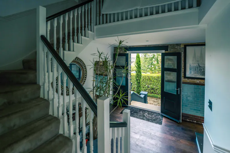 Entrance hall at Victorian Pumphouse in Walton, B2155 (photo 7)