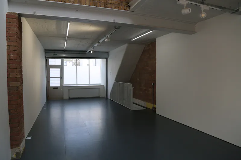 Bethnal Green Victorian Studio, B2163 (photo 4)