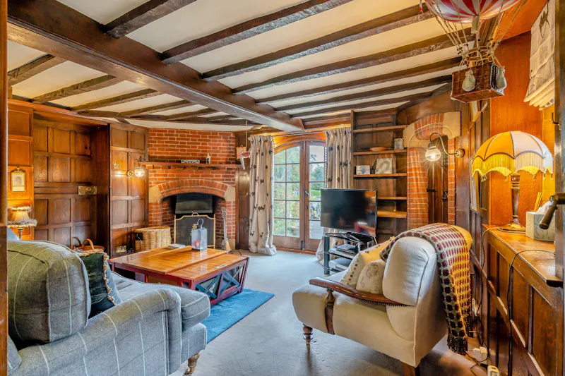 Chesham Arts & Crafts Farmhouse, L782 (photo 36)