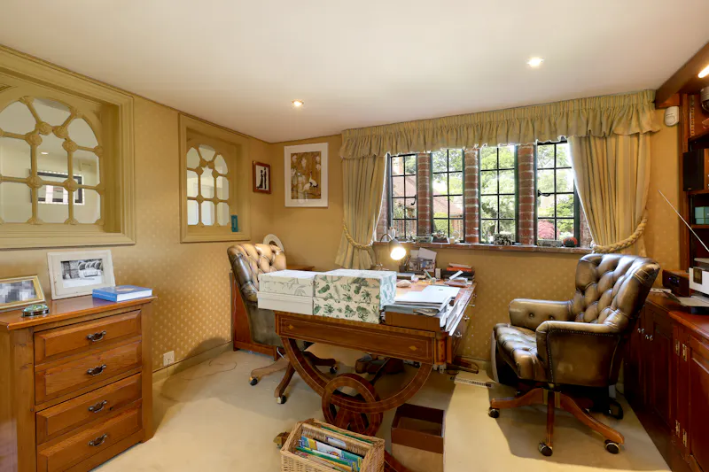 Office at Chesham Arts & Crafts Farmhouse, L782 (photo 70)
