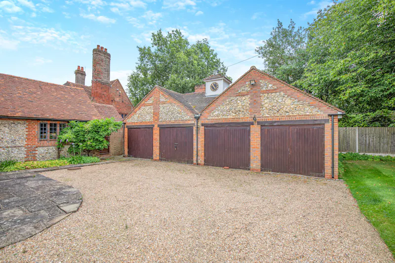Garage at Chesham Arts & Crafts Farmhouse, L782 (photo 80)