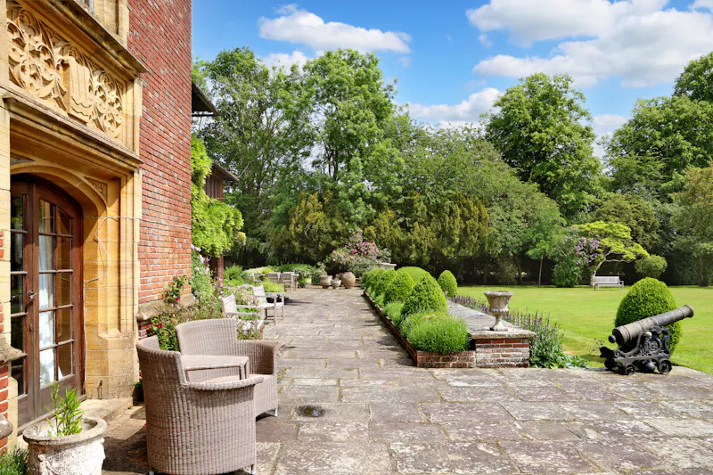 Terrace/Patio at Chesham Arts & Crafts Farmhouse, L782 (photo 87)