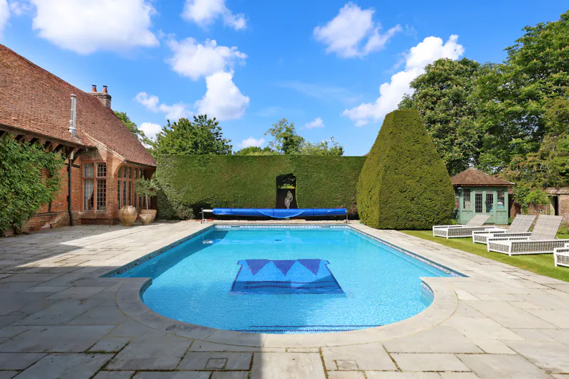 Chesham Arts & Crafts Farmhouse, L782 (photo 96)