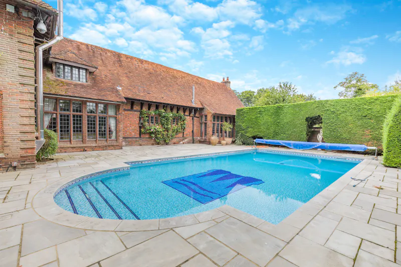 Swimming pool - outdoor at Chesham Arts & Crafts Farmhouse, L782 (photo 97)
