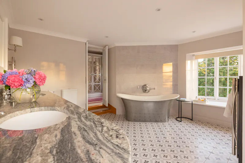 Bath at Halland Georgian Country House, A1716 (photo 41)