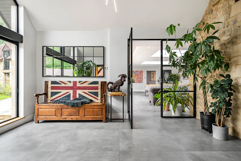 Modern Barn Conversion Oxford, L783 (photo 3)