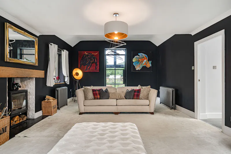 Living Room at Modern Barn Conversion Oxford, L783 (photo 44)