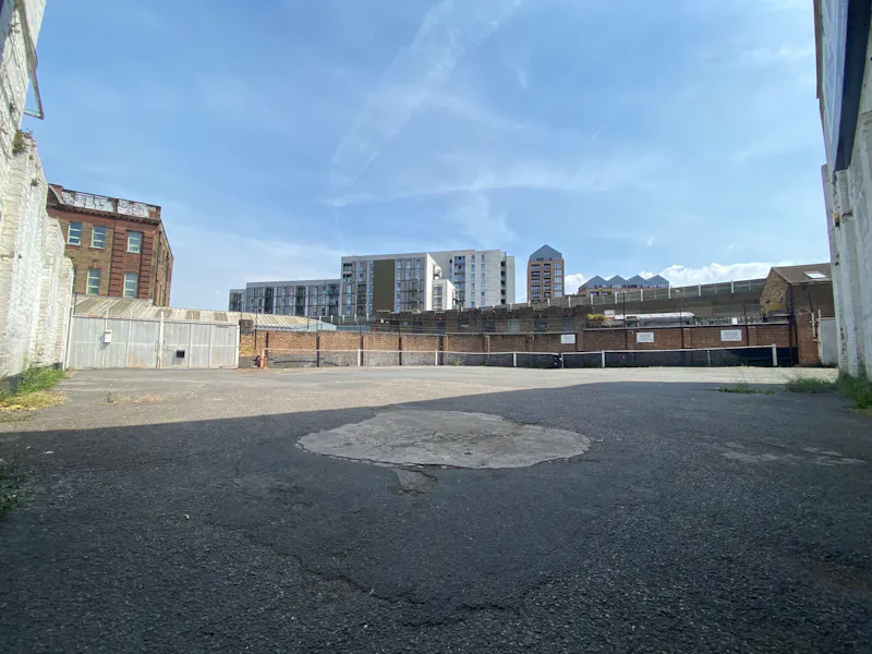 Deptford Empty Warehouse, N579 (photo 12)