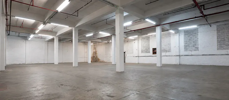 Deptford Empty Warehouse, N579 (photo 8)