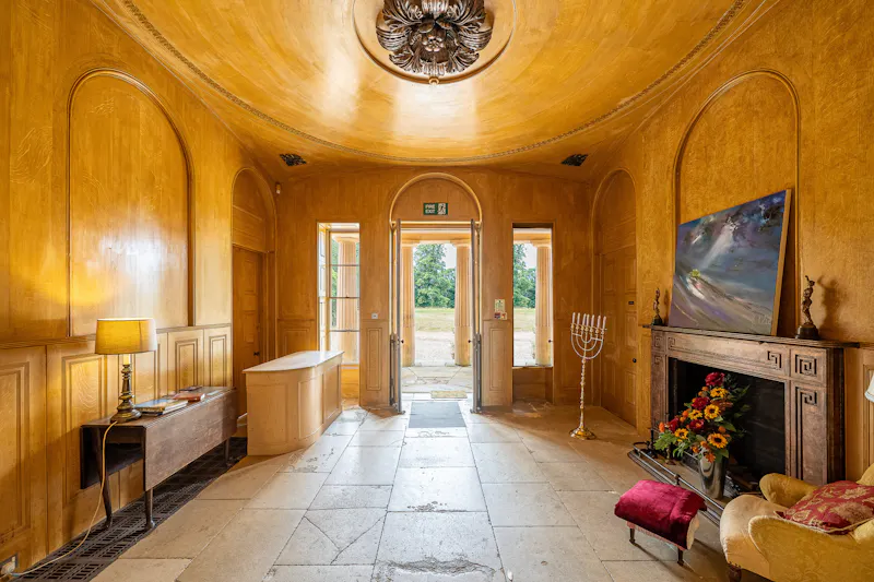 Entrance hall at Vacant Georgian Estate Bedford, A1713 (photo 2)