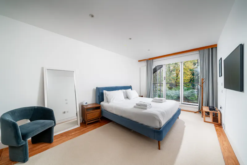 Bedroom - main at London Fields Modern Home, K520 (photo 18)