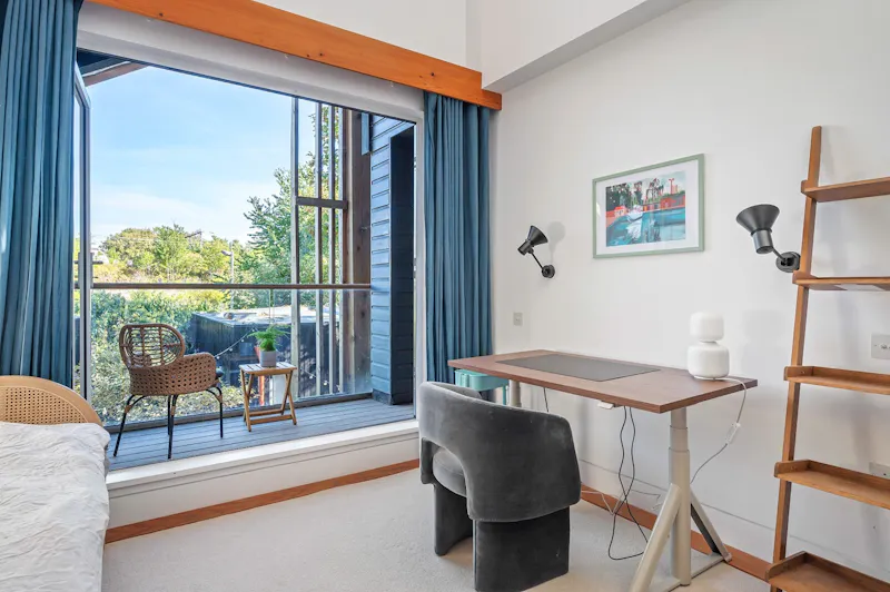 London Fields Modern Home, K520 (photo 32)