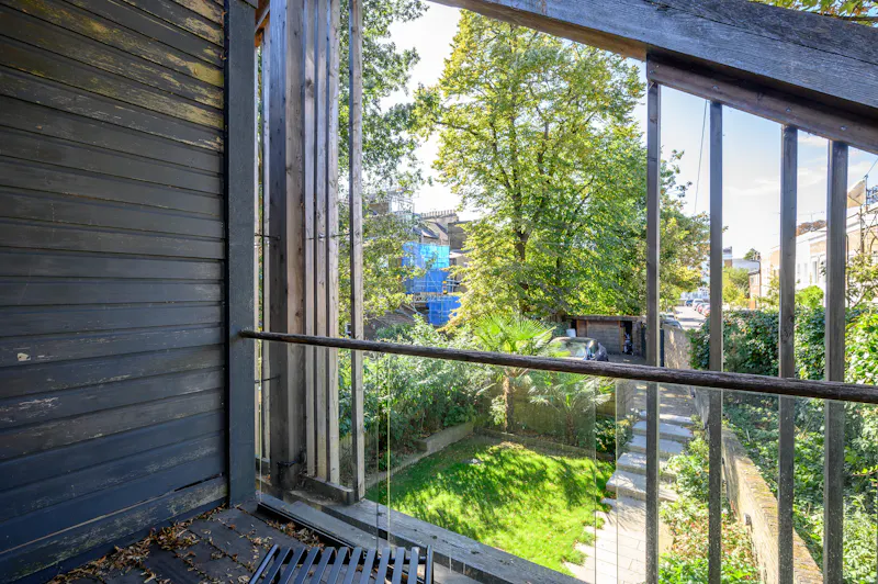 London Fields Modern Home, K520 (photo 29)