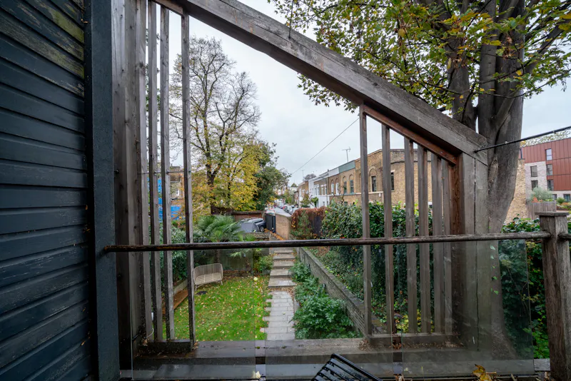 London Fields Modern Home, K520 (photo 51)