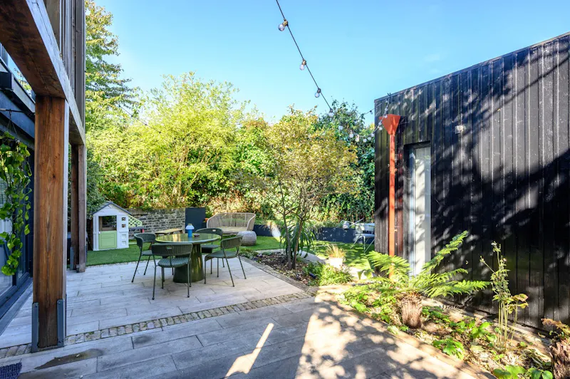 London Fields Modern Home, K520 (photo 43)