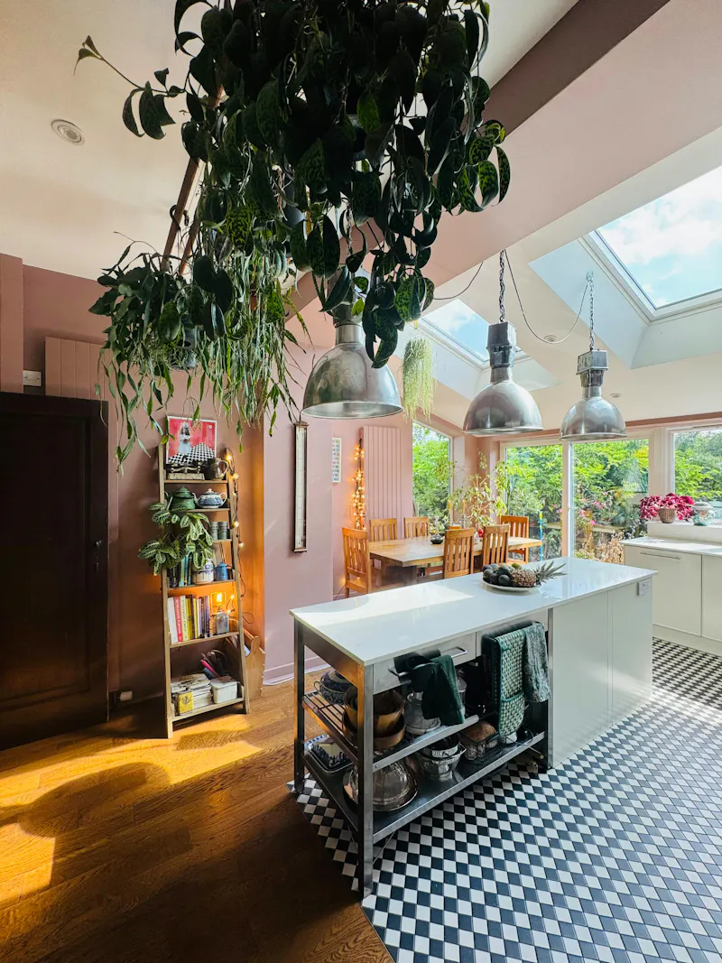 Characterful 1930's Ealing Home, D2900 (photo 3)
