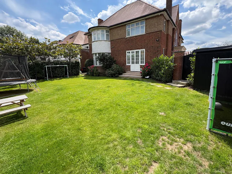 Garden at Kilburn Luxe Modern Mansion, D2901 (photo 57)