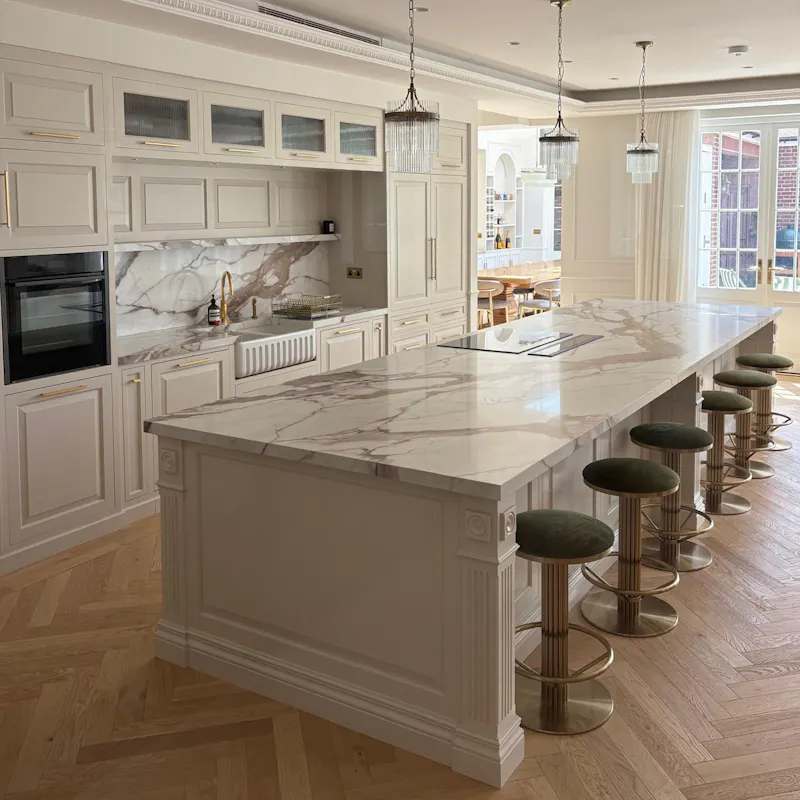 Kitchen at Kilburn Luxe Modern Mansion, D2901 (photo 3)