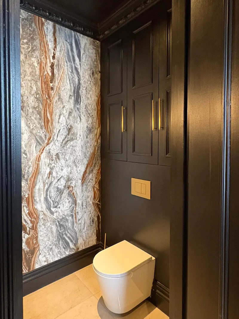 Bathroom at Kilburn Luxe Modern Mansion, D2901 (photo 19)