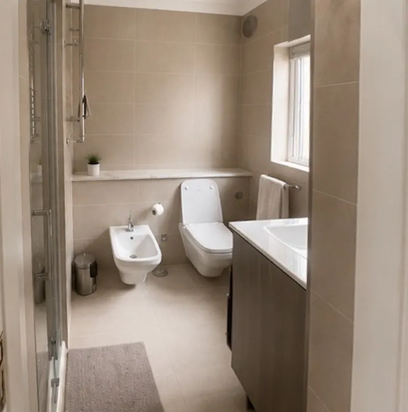 Bathroom at Kilburn Luxe Modern Mansion, D2901 (photo 36)