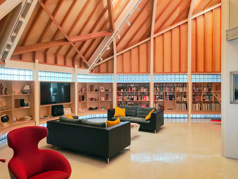 Beams at Unique Architect Designed Home, K521 (photo 6)