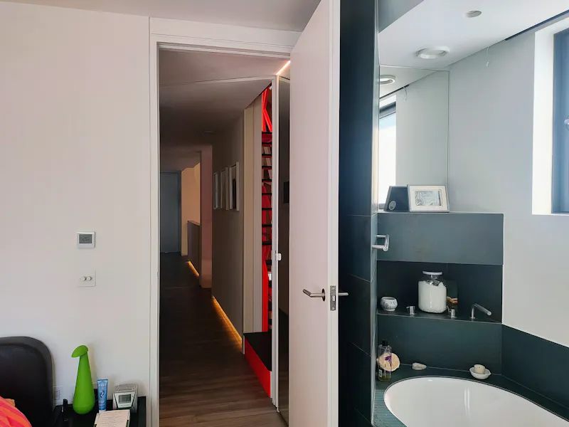 Unique Architect Designed Home, K521 (photo 58)