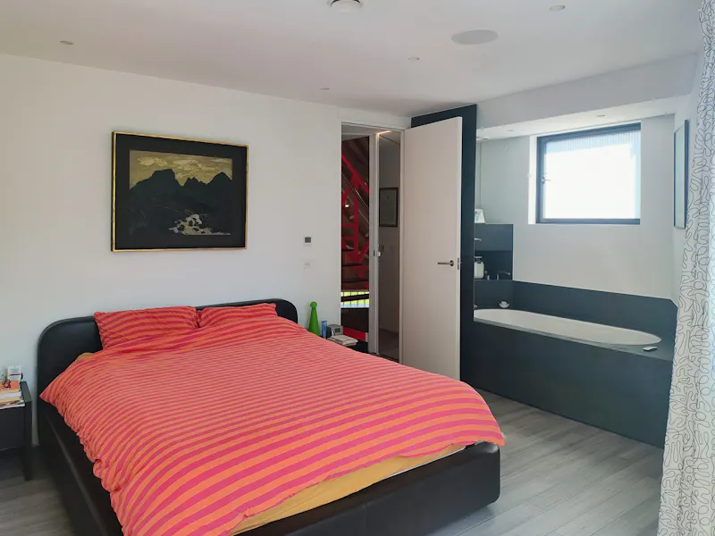 Bedroom at Unique Architect Designed Home, K521 (photo 54)