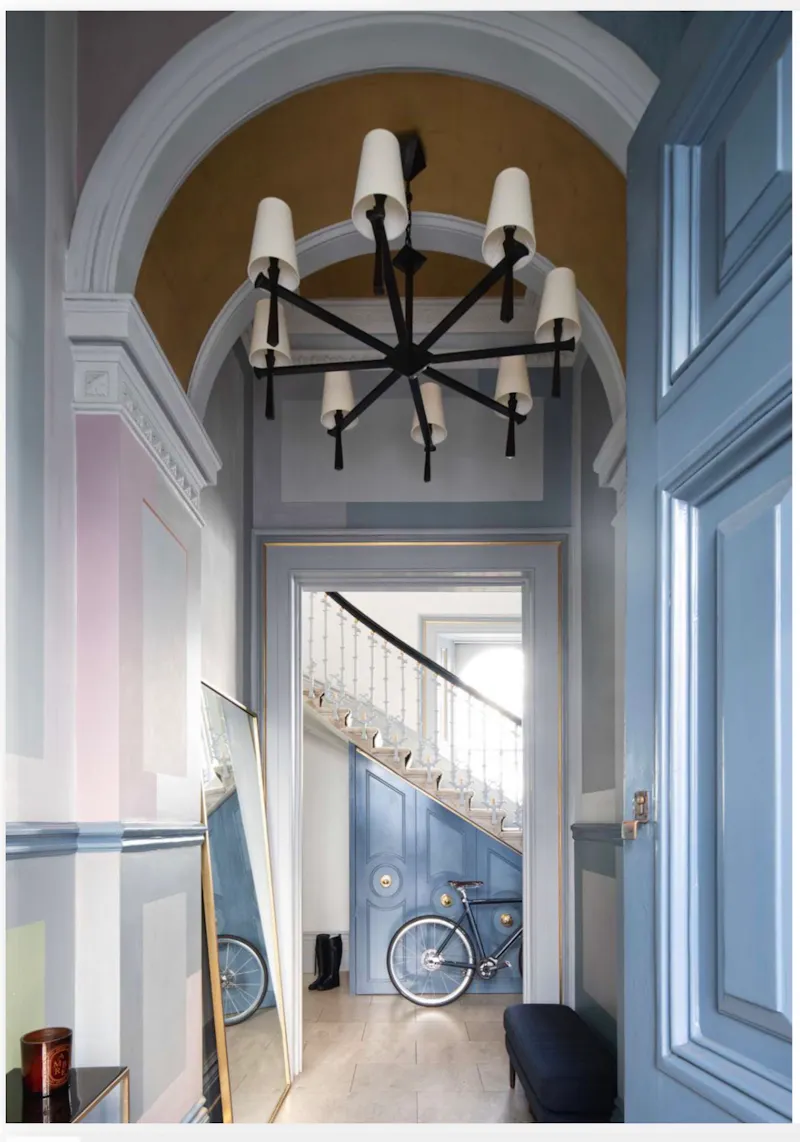 Entrance hall at Notthing Hill Stucco Townhouse, B2159 (photo 2)
